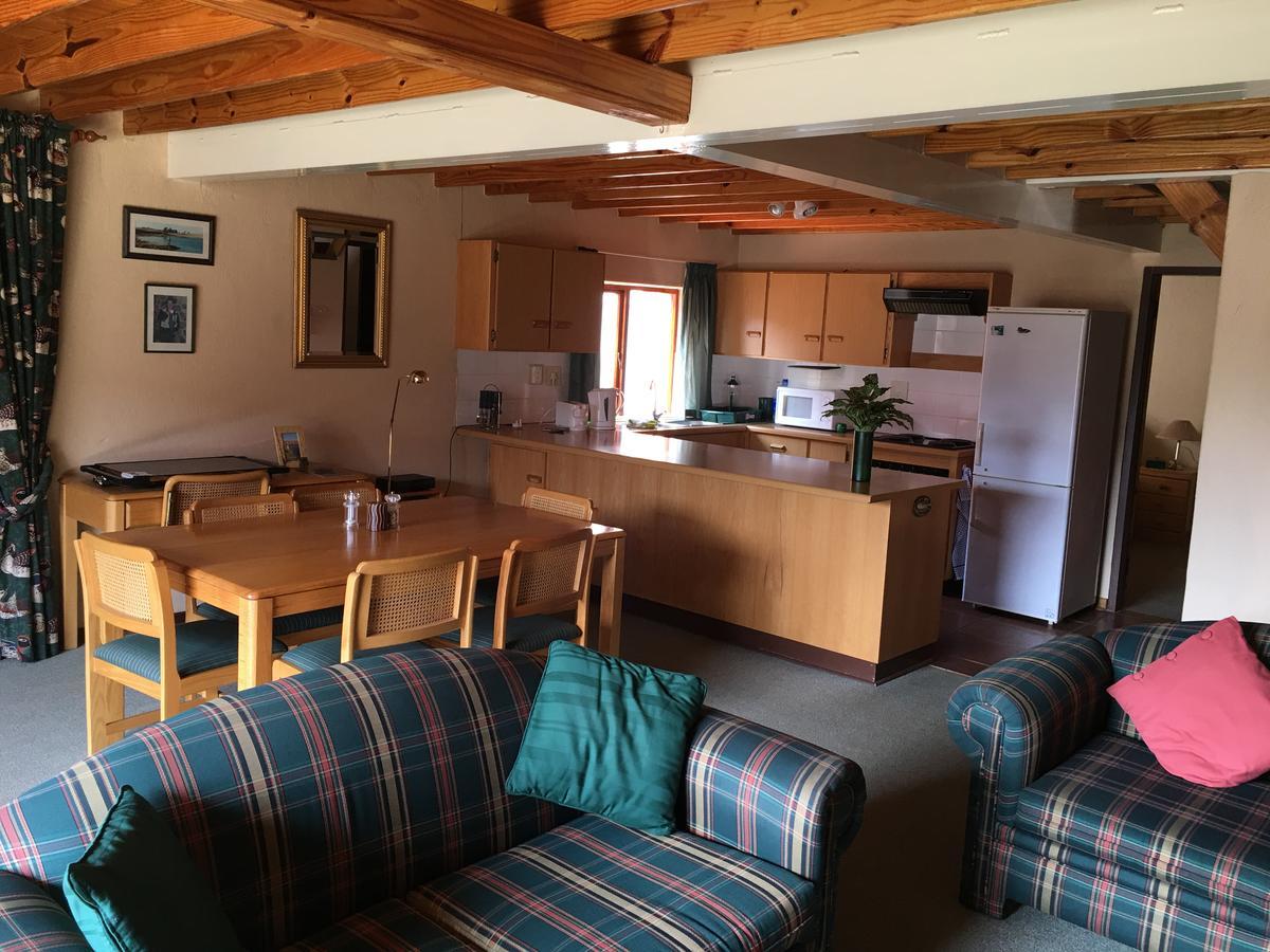 Marigold'S 37 Critchley Common Villa Дълстроом Екстериор снимка